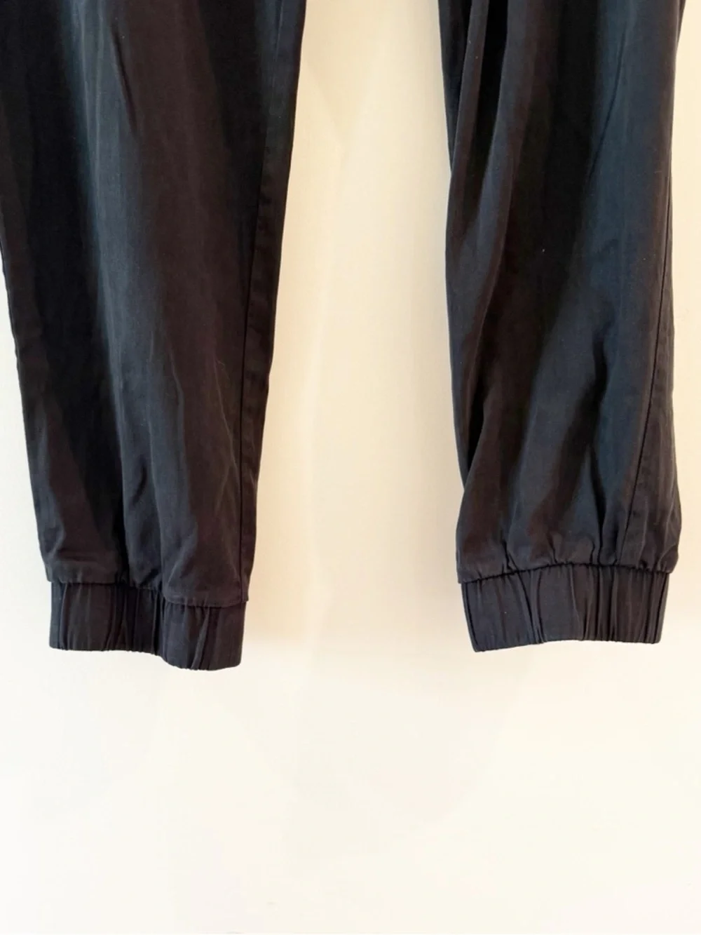 Bella Dahl Pocket Joggers - Picture 5 of 12